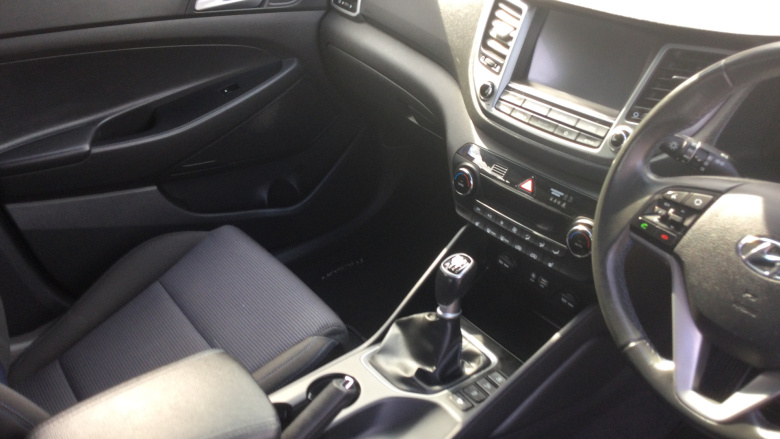 Hyundai Tucson 1.6 GDi Blue Drive SE Nav 5dr 2WD Petrol Estate